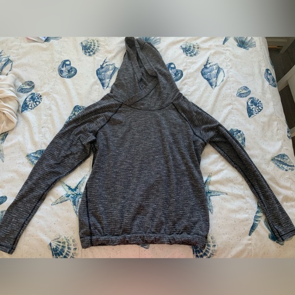 Lululemon Healthy Heart Pullover Black White Coco Pique Size 6 - Picture 4 of 9